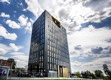 An office block in place of the abandoned high rise