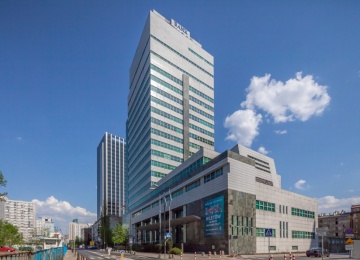 Warsaw skyscraper will look for a new owner