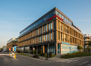 New office complex in Wilanów