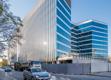 Building works on Serek Wolski - Spark rises