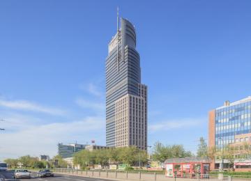 Warsaw Trade Tower is a barrier-free facility