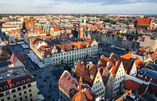 3 Questions about Modern Business Sector in Poland – part 1